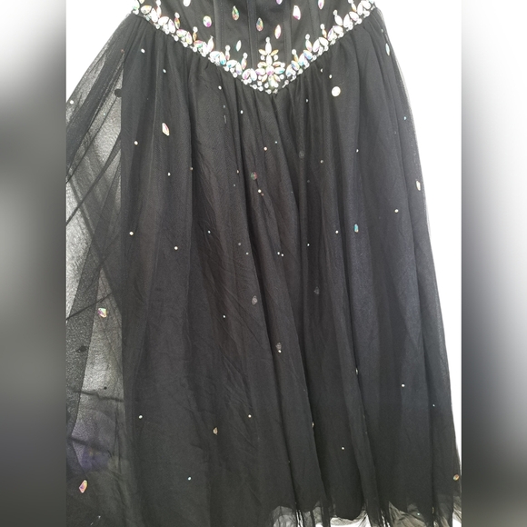 Masquerade gown size 8 brand new - Picture 4 of 16